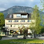 Seehotel Lilly Strobl