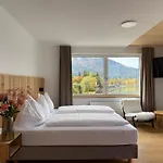 Seehotel Lilly Strobl