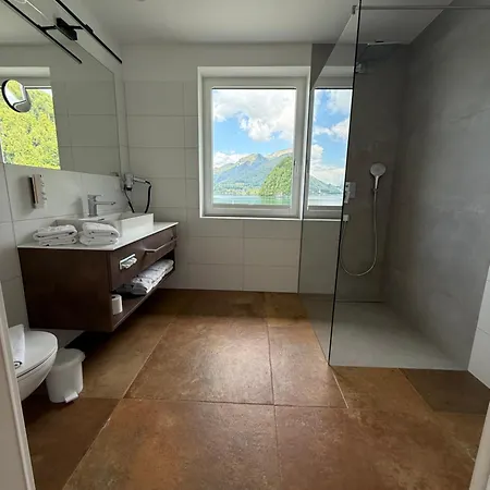 Seehotel Lilly Hotel Strobl