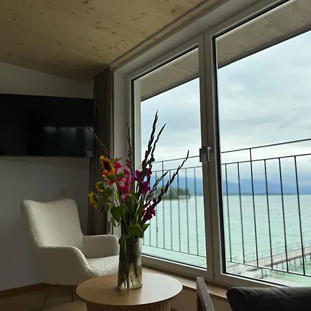 Seehotel Lilly 3* 스트로블