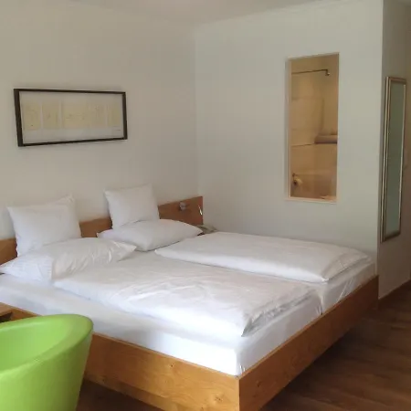 Hotel Seehotel Lilly Strobl