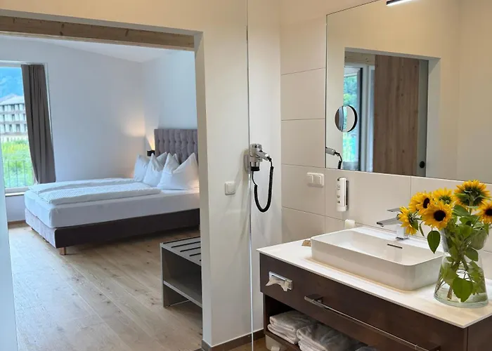 호텔 Seehotel Lilly 3*