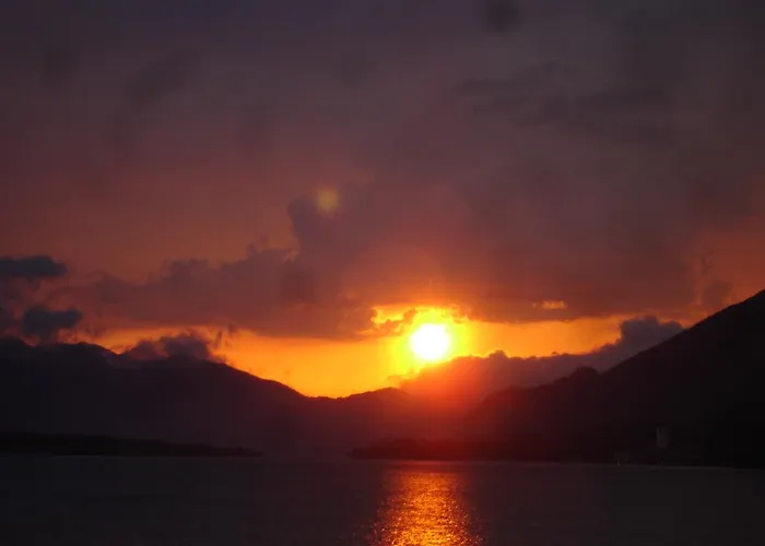 Seehotel Lilly 스트로블