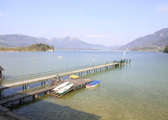 丽丽湖畔酒店 酒店