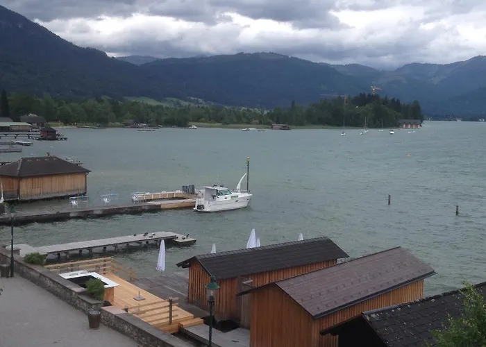 丽丽湖畔酒店 酒店 3*